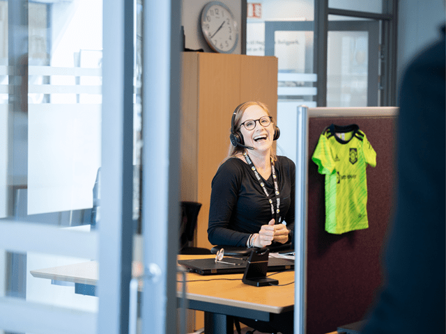 Glad Ingrid i kundesenteret