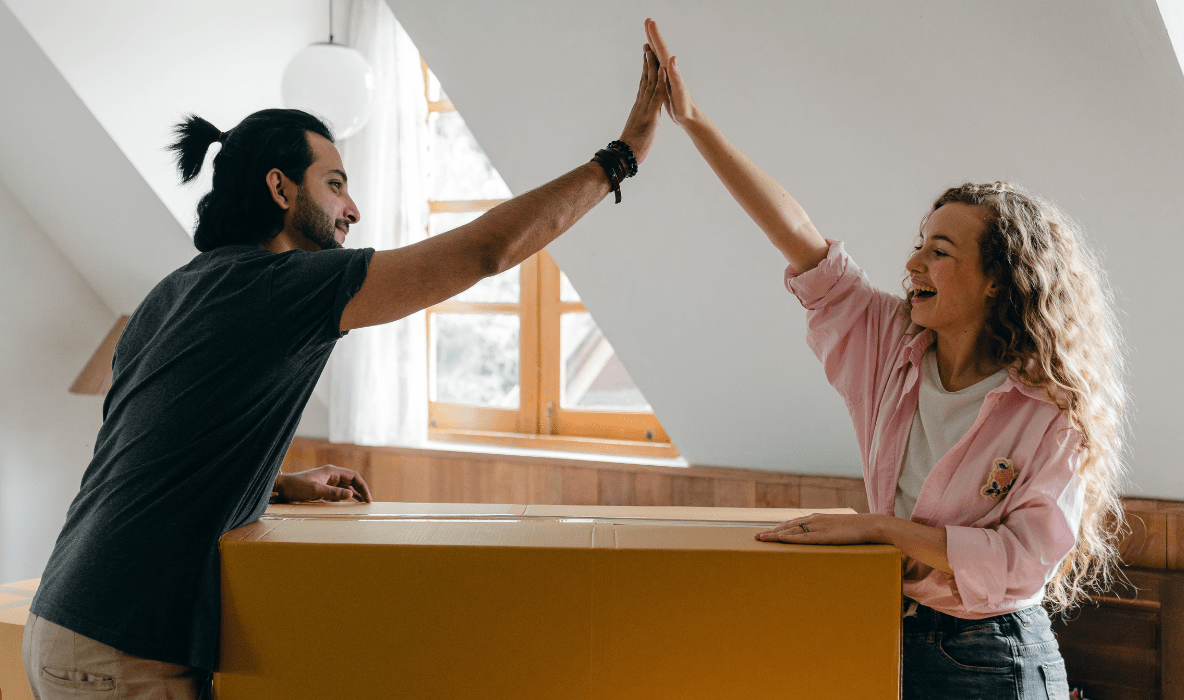 Par som flytter
