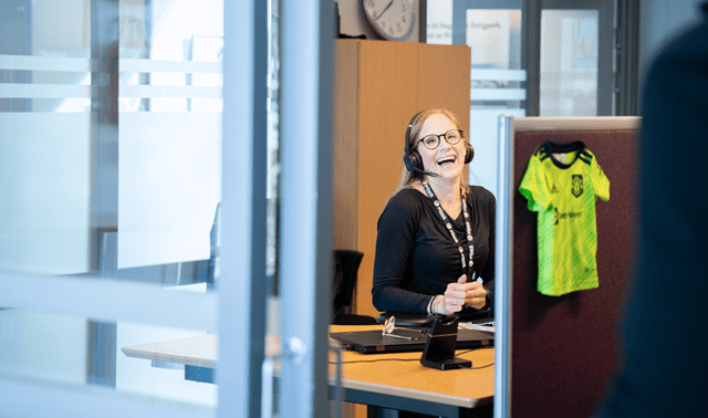 Glad Ingrid i kundesenteret