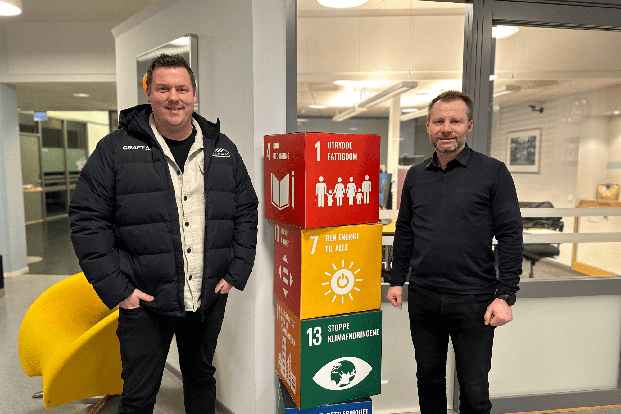 Ole-Johan fra LG Bygg og Johan Kårli bærekraftsansvarlig i stbank